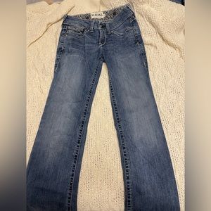 doing a closet clean out and these are to small,only been worn a couple times